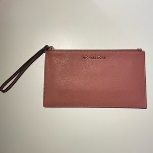 Michael Kors Pouch Wrist Bag